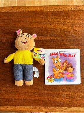 NWT Arthur Plush and Book by Marc Brown